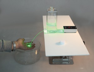 빛의 전반사 실험장치 (레이저 폭포)